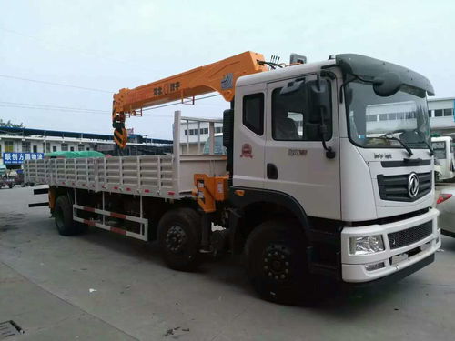 12吨随车吊厂家概览及选购要点