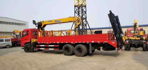 随车吊参数详解 从核心性能到应用场景